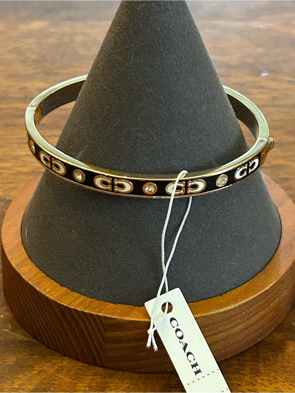 Coach F59083 NWT Kissing C Hinged Black & Gold Enamel Logo Crystal Bangle